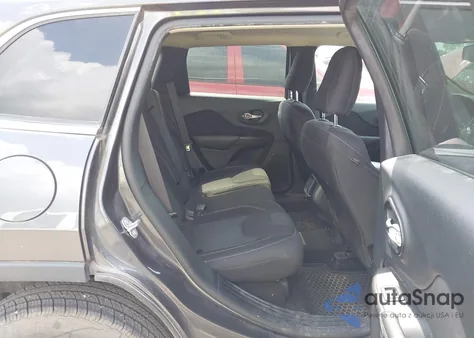 2015 Jeep Cherokee Latitude из США, поврежденный, VIN 1C4PJMCS2FW601271